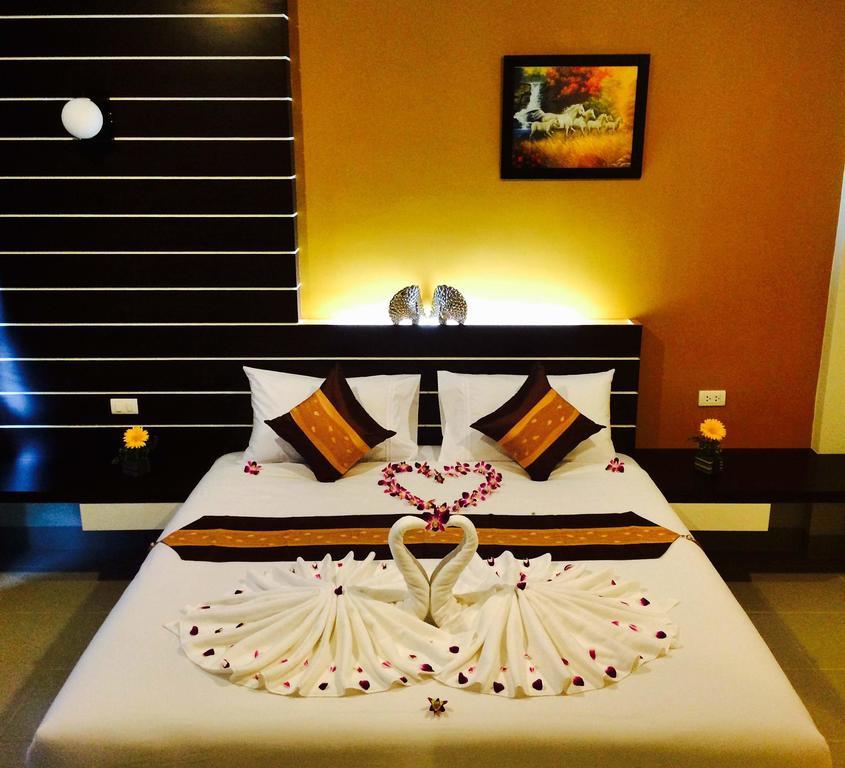 Chalong Boutique Inn Ngoại thất bức ảnh