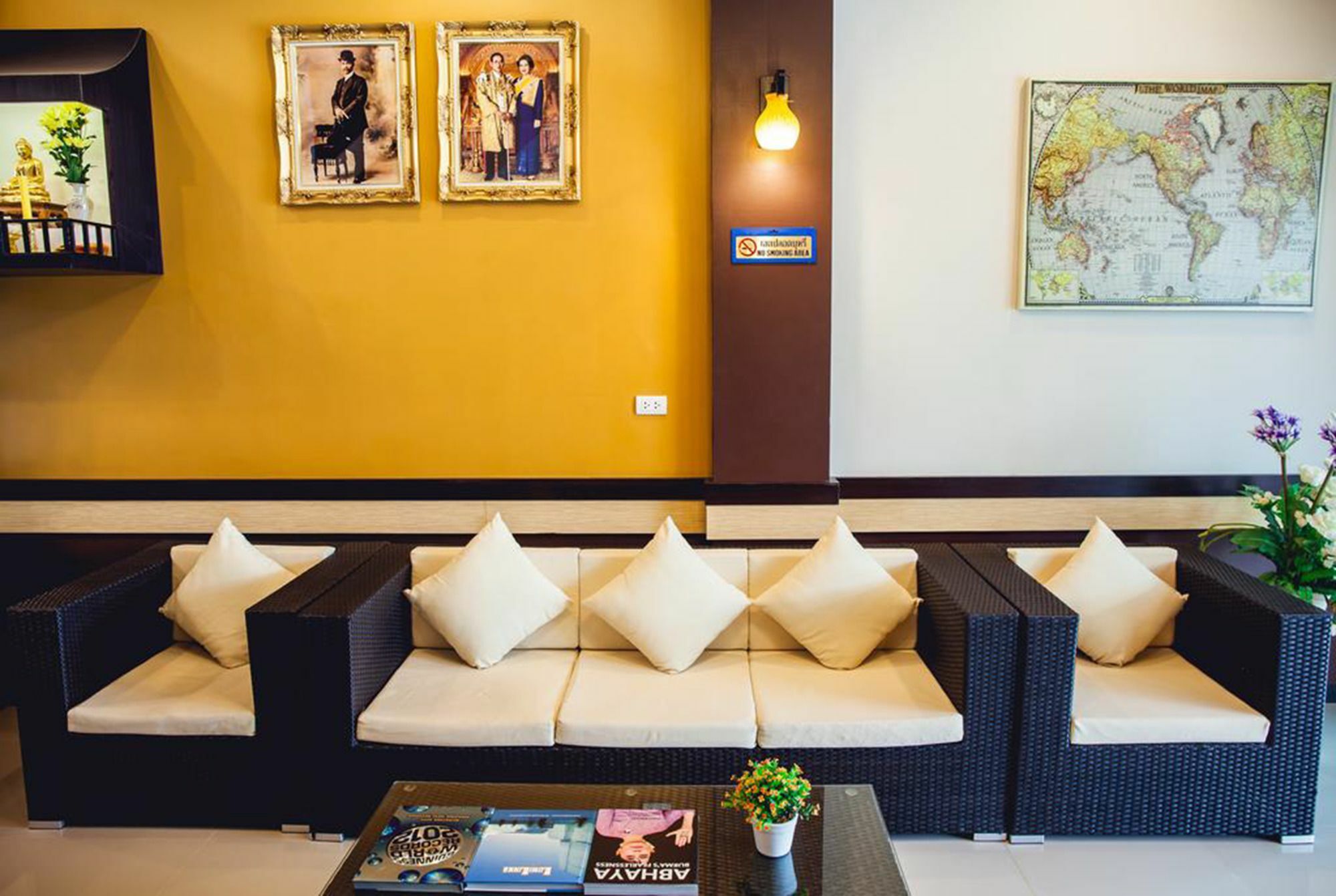 Chalong Boutique Inn Ngoại thất bức ảnh